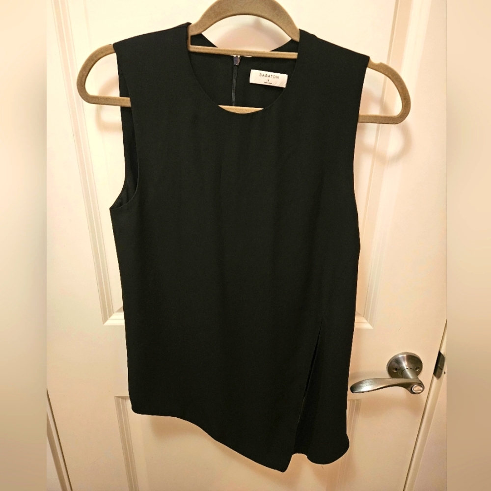Babaton sleevless blouse with slit on side